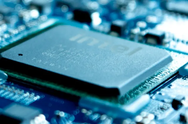 Porównanie dostawców oprogramowania Intranetowego.