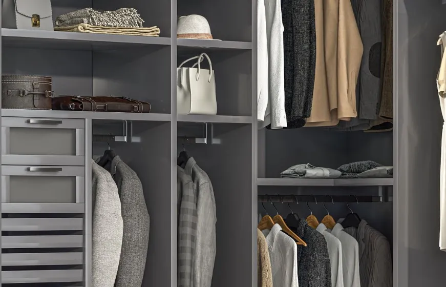 Czy zabudowane szafy poprawiają estetykę sypialni?