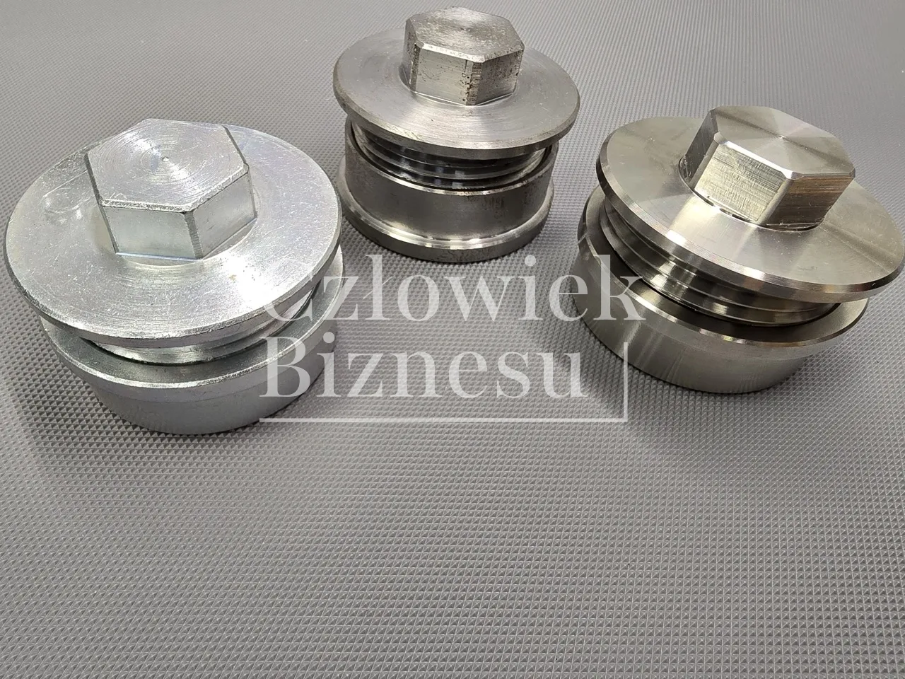 Dlaczego odpowiedni dobór króćców pomiarowych jest kluczowy dla bezpieczeństwa układów ciśnieniowych?