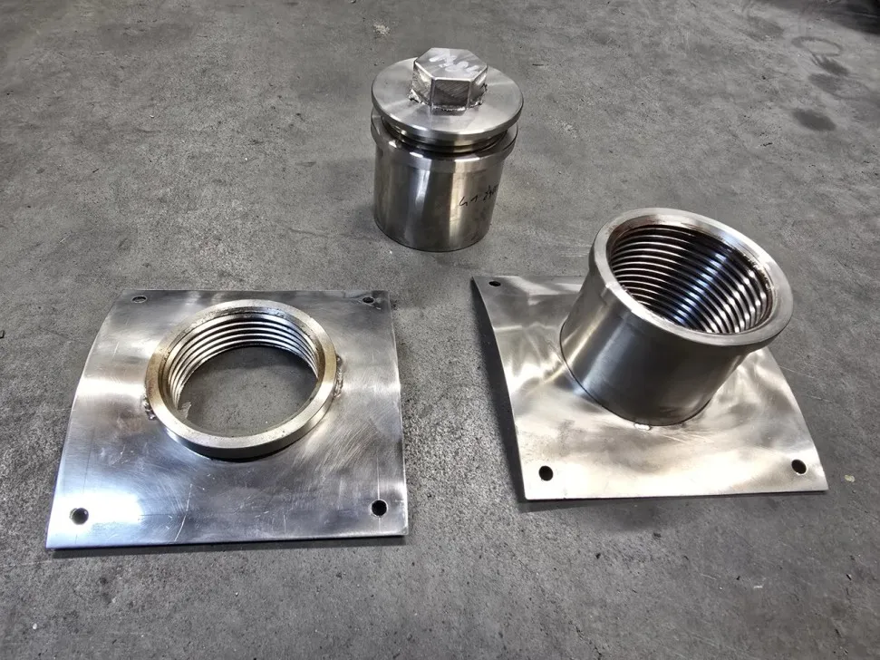 Jakie konsekwencje może mieć niewłaściwy dobór króćców pomiarowych w układach wysokociśnieniowych?