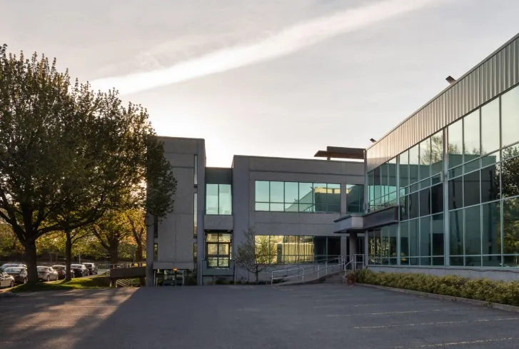 Jak energia odnawialna wpływa na sposób zarządzania osiedlami?